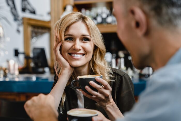 私のことどう思ってる？と付き合う前に聞くのはあり？やめるべき？