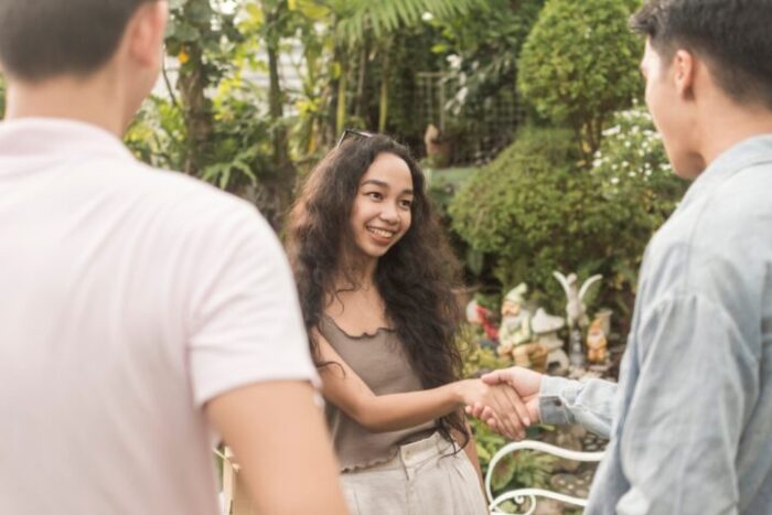 女性の恋愛を積極的に応援する