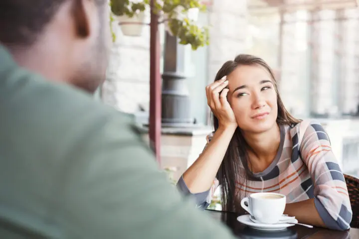 女性に未読スルーされやすい男性の特徴は？